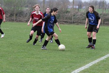 Bild 222 - Frauen am 3.4.11